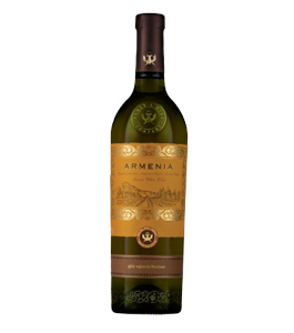 Polosladké bílé víno Armenia Muscat 750ml